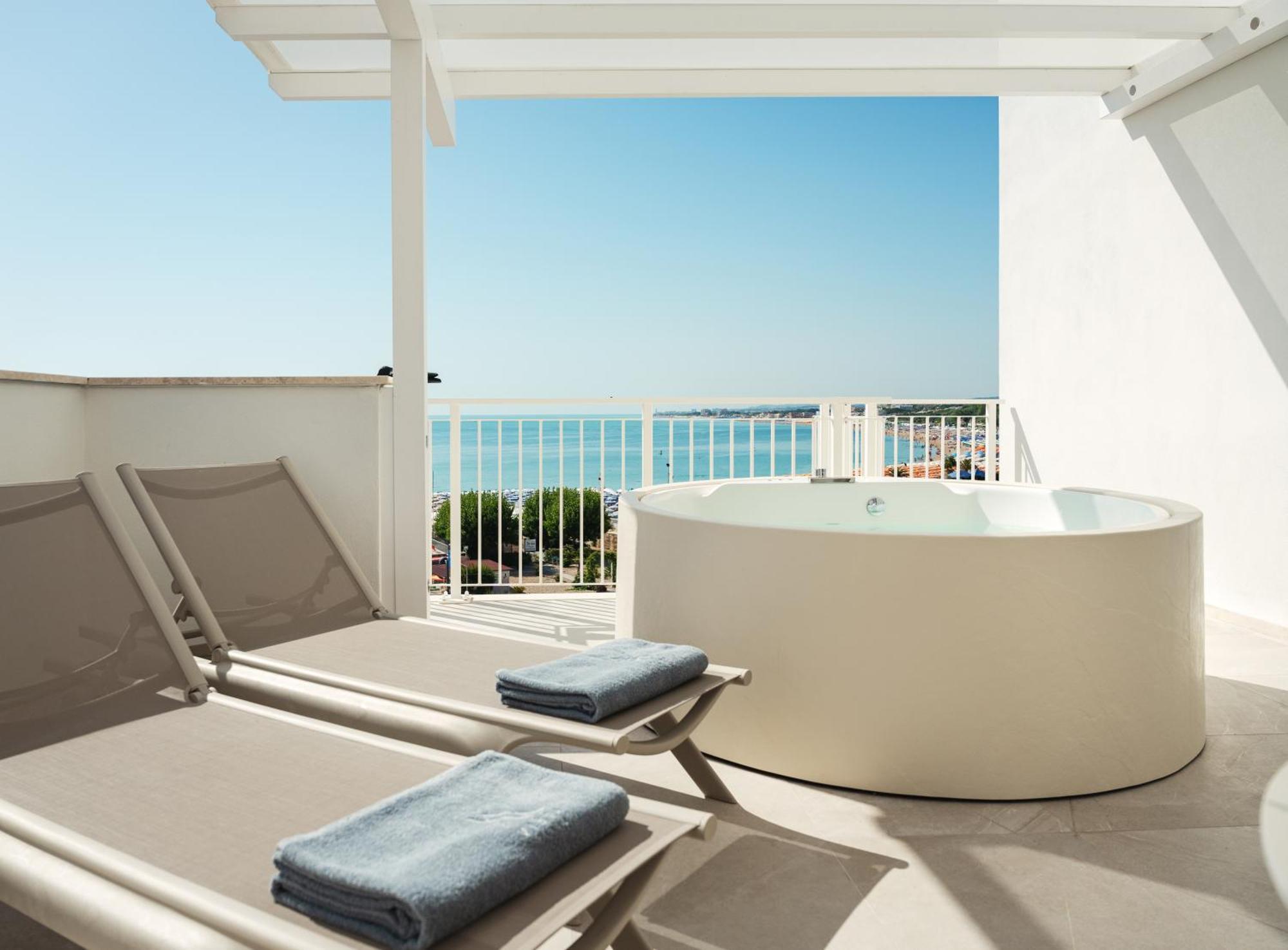 View Place & Spa نومانا المظهر الخارجي الصورة